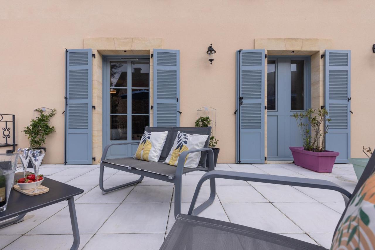 Hotel-Restaurant Des Augustins Saint-Cyprien  Exterior foto